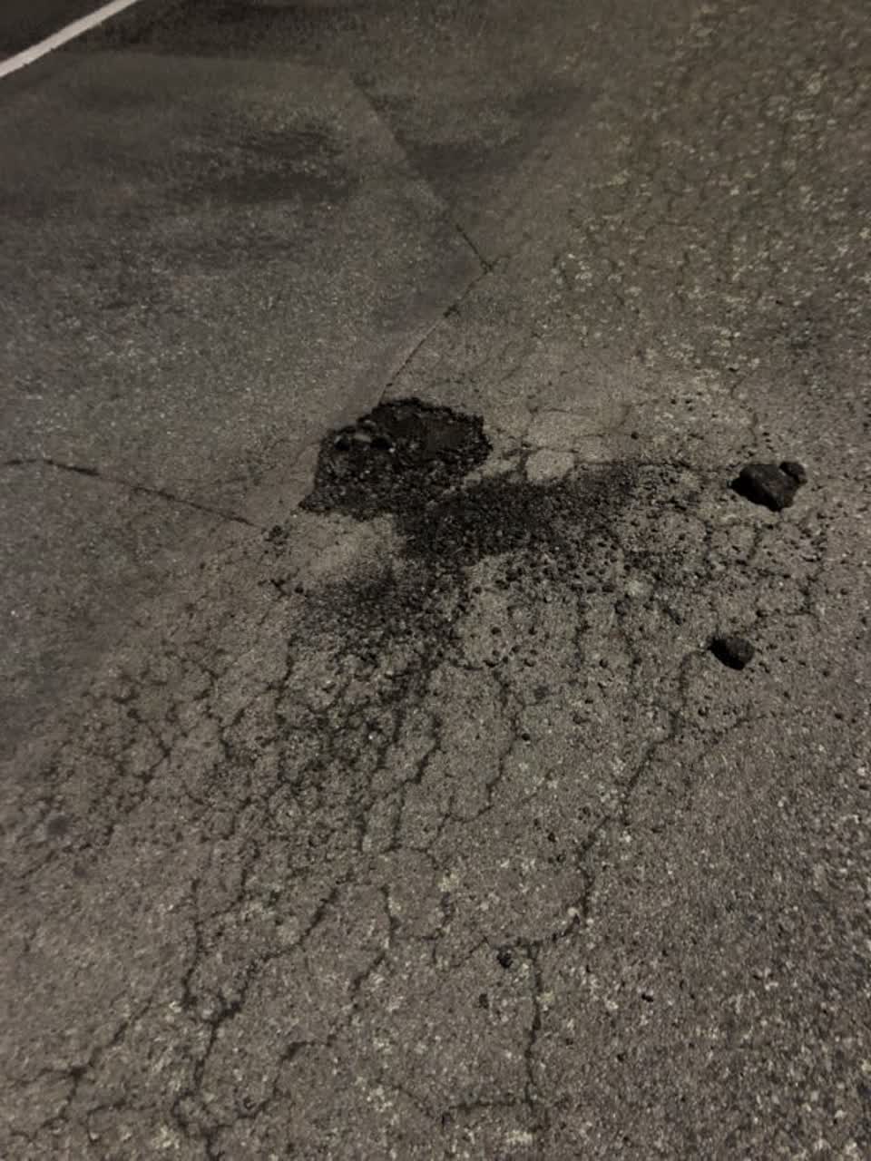 The photograph attached to this roading/streets report