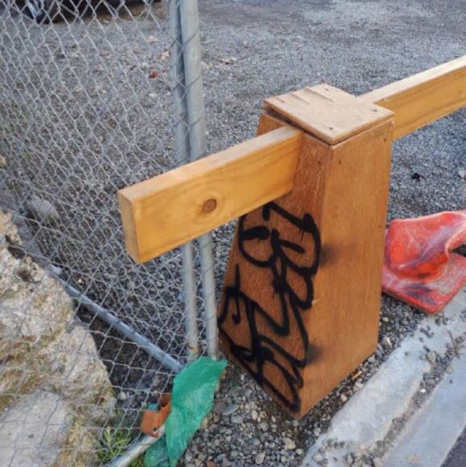 The photograph attached to this graffiti report