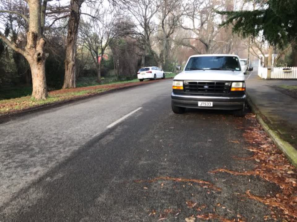 The photograph attached to this roading/streets report