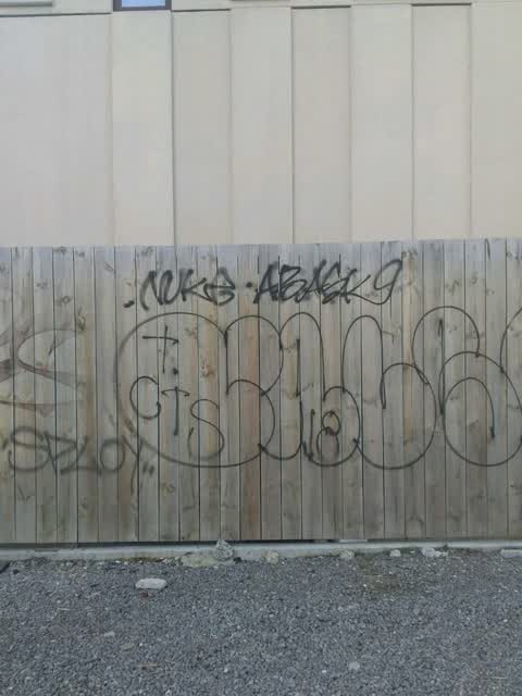 Graffiti, a report photo