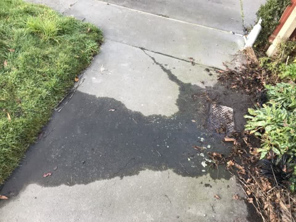 The photograph attached to this water supply report