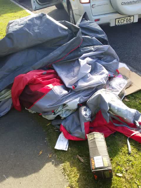 Rubbish/Recycling, a report photo