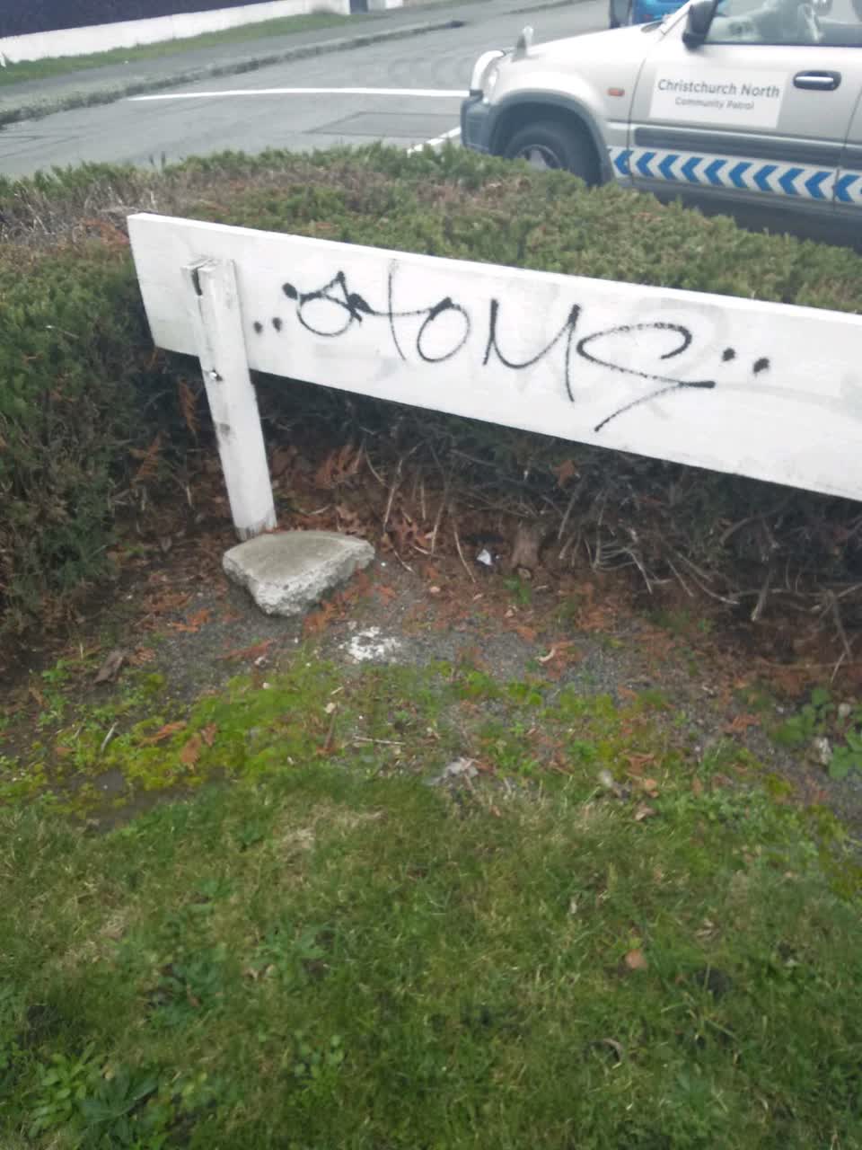 The photograph attached to this graffiti report