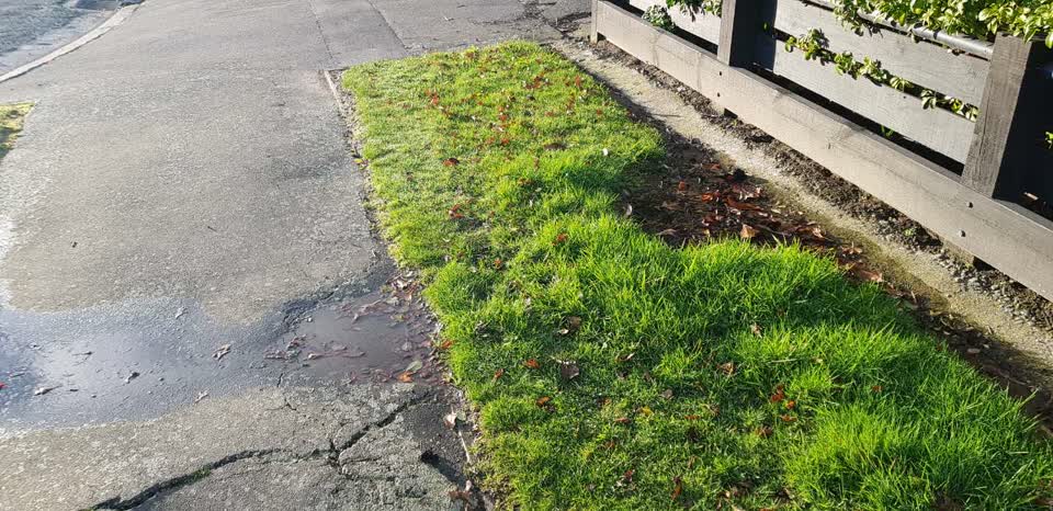 The photograph attached to this water supply report