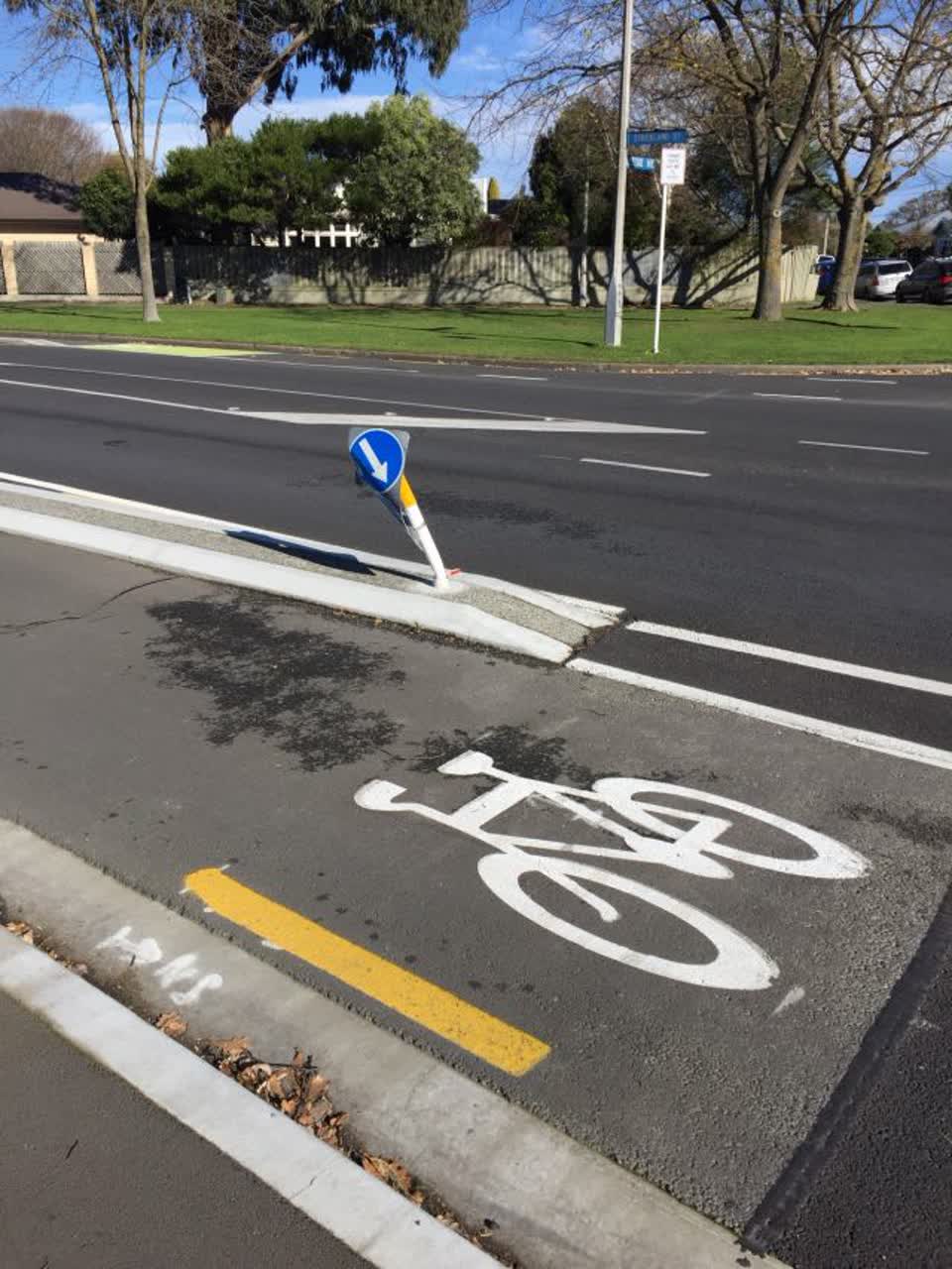 The photograph attached to this roading/streets report
