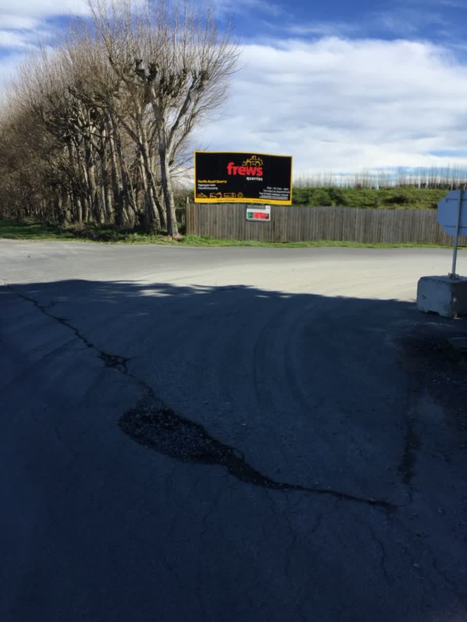 The photograph attached to this roading/streets report