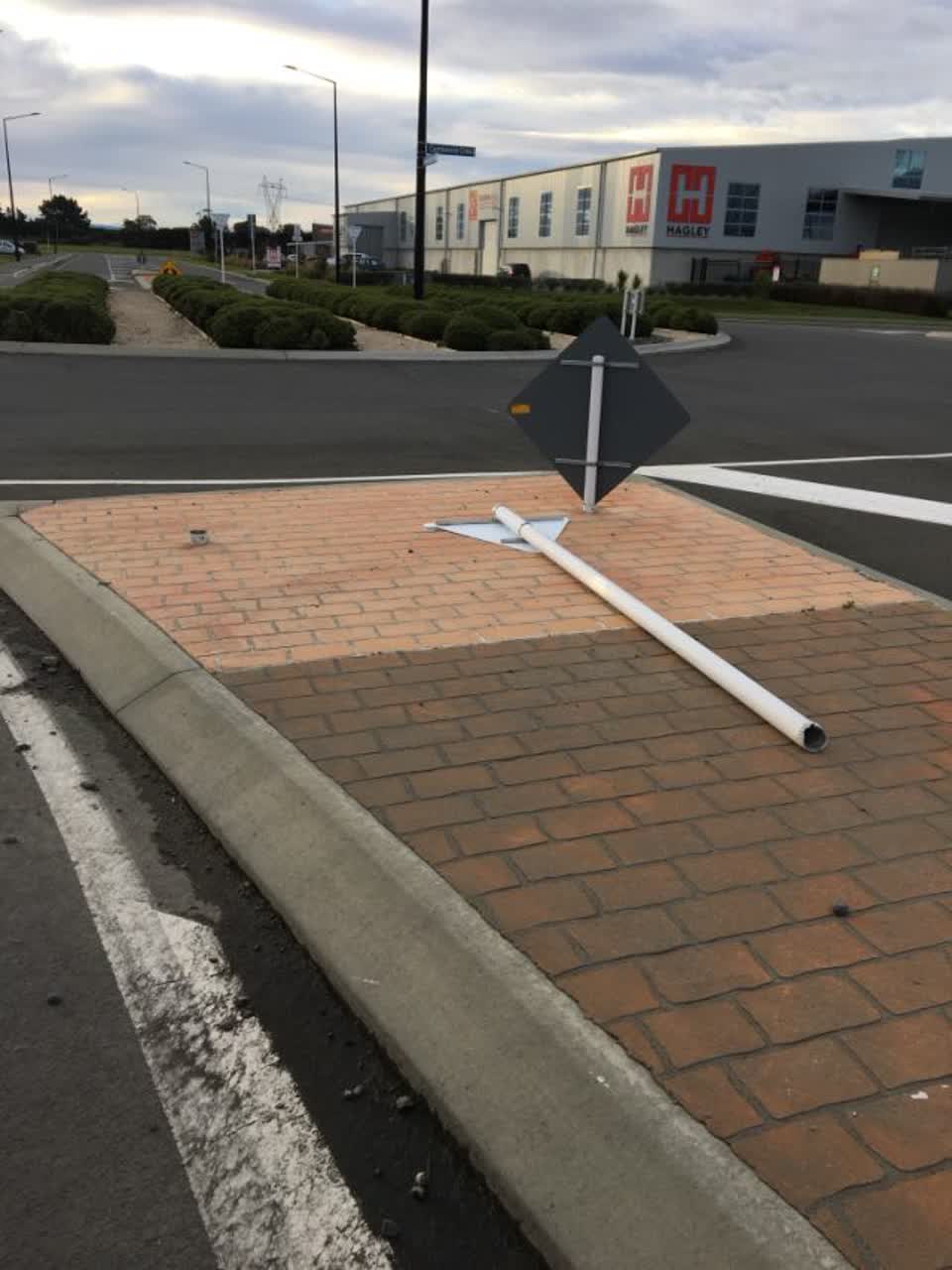 The photograph attached to this roading/streets report