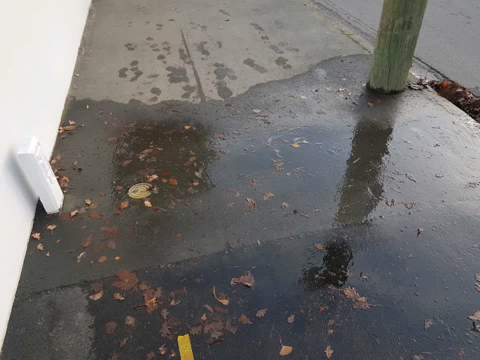 The photograph attached to this water supply report
