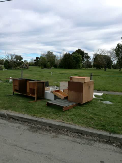 Rubbish/Recycling, a report photo