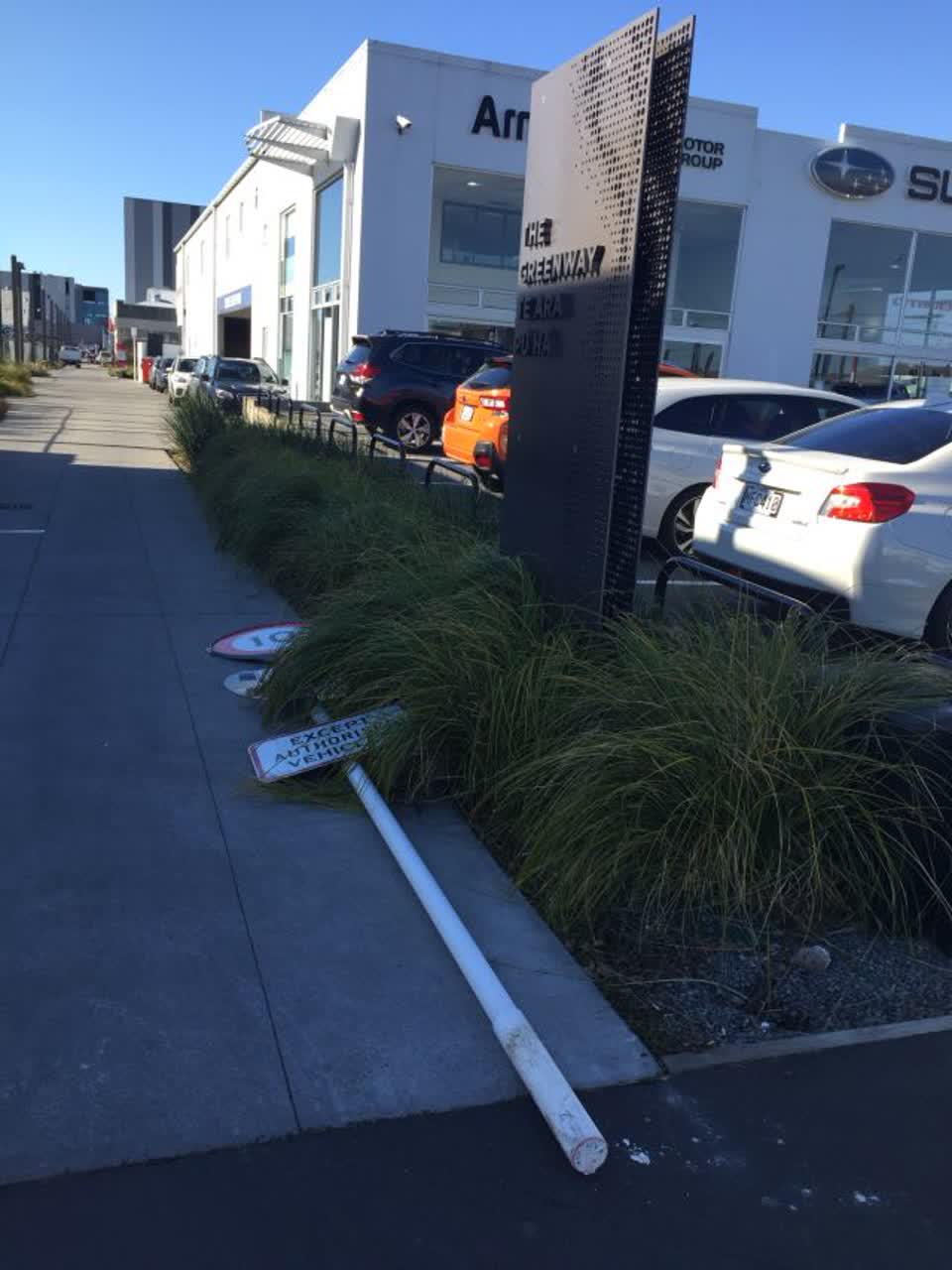 The photograph attached to this roading/streets report