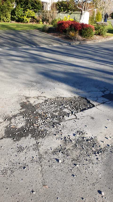 Roading/Streets, a report photo