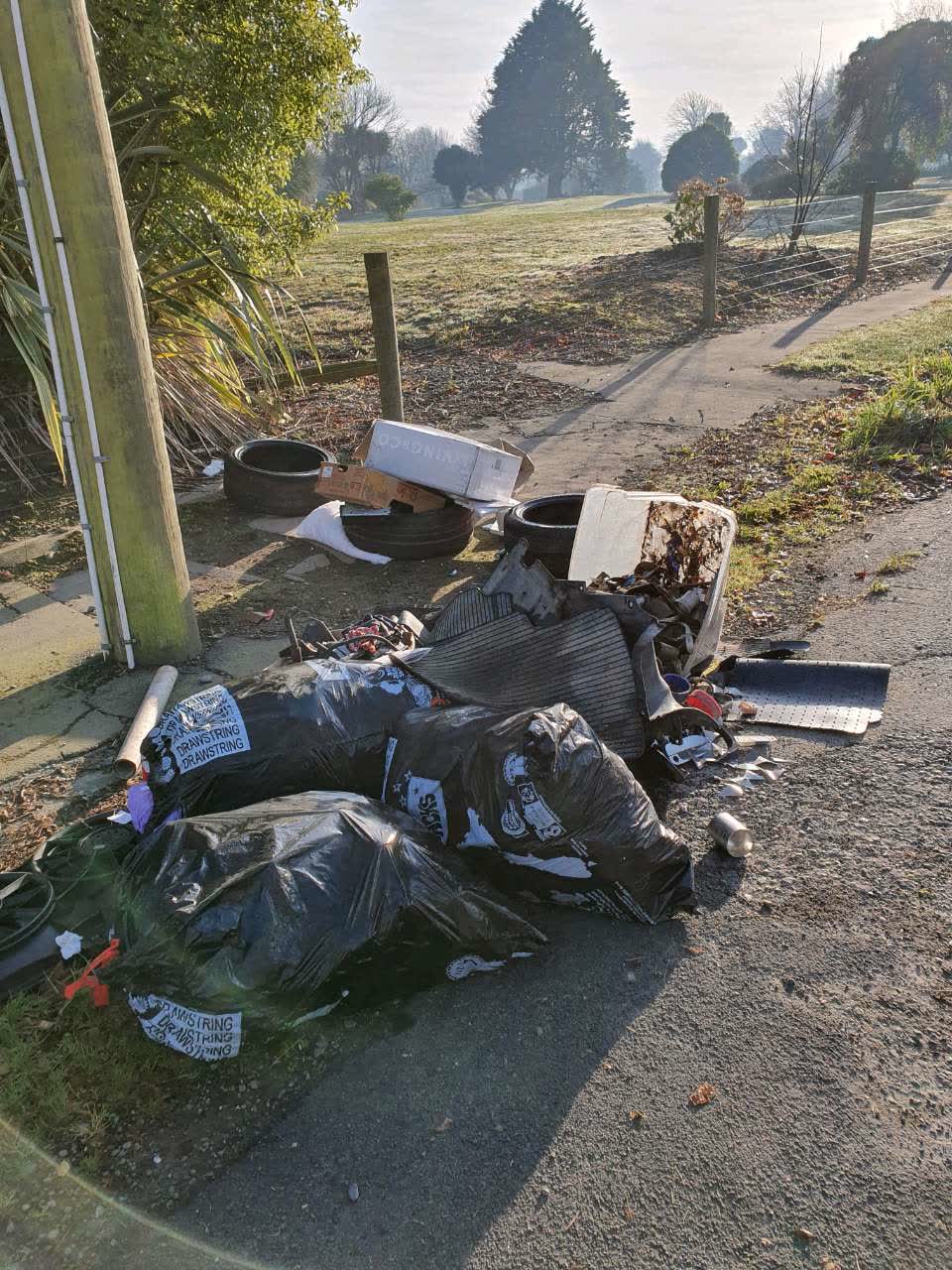 The photograph attached to this rubbish/recycling report
