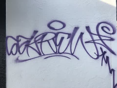 Graffiti, a report photo