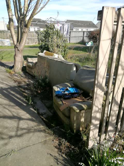 Rubbish/Recycling, a report photo