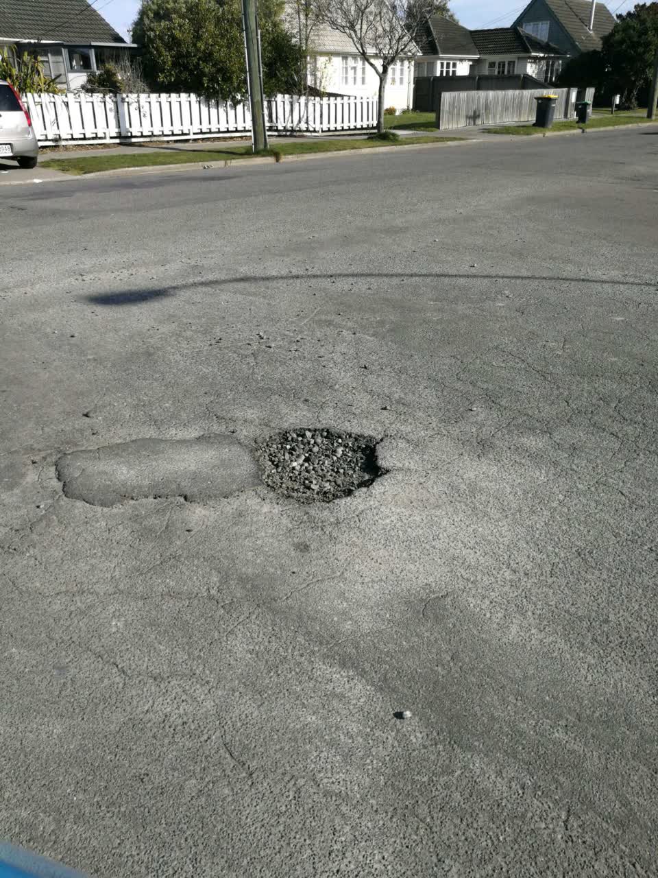 The photograph attached to this roading/streets report