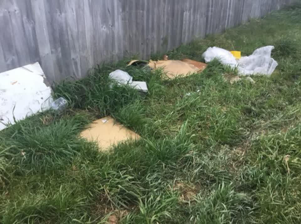 The photograph attached to this rubbish/recycling report