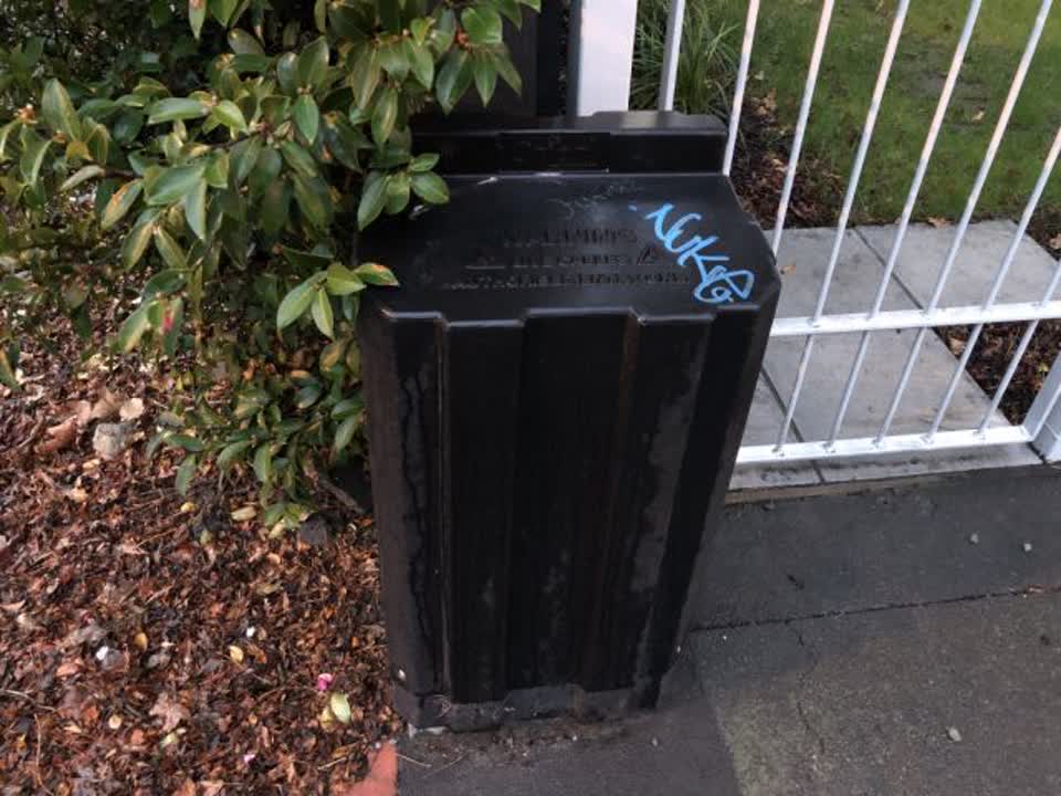 The photograph attached to this graffiti report
