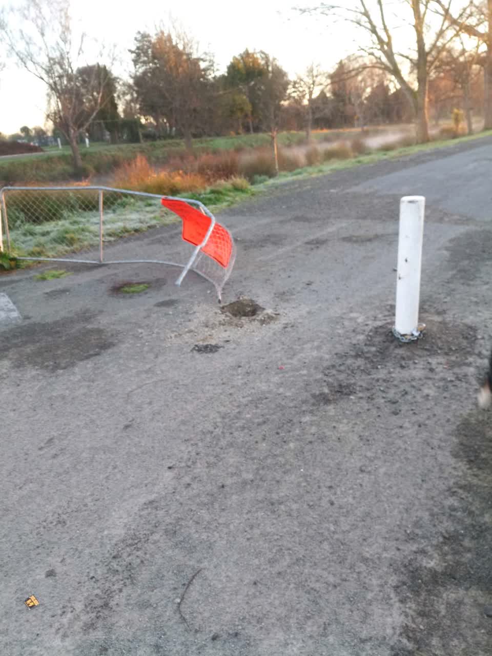 The photograph attached to this roading/streets report