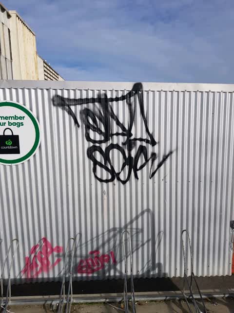 Graffiti, a report photo
