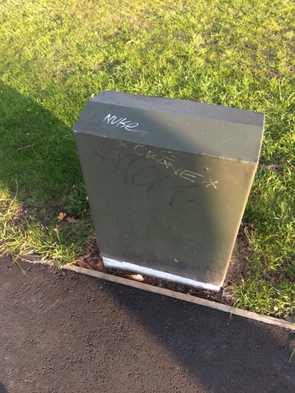 The photograph attached to this graffiti report