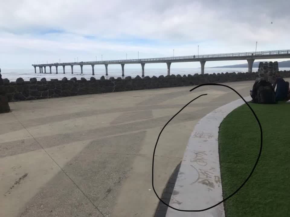 The photograph attached to this graffiti report