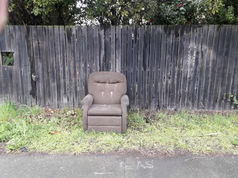Rubbish/Recycling, a report photo