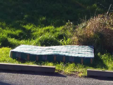 Rubbish/Recycling, a report photo