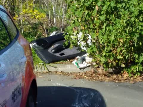 Rubbish/Recycling, a report photo