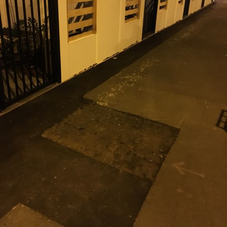 The photograph attached to this roading/streets report