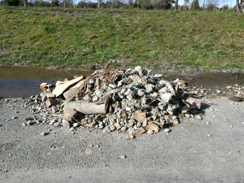 Rubbish/Recycling — a report photo