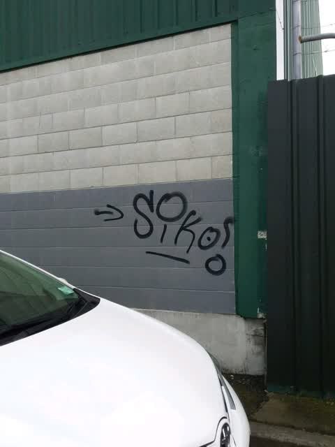 Graffiti, a report photo