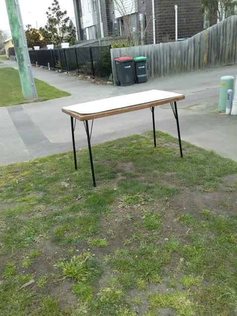 Rubbish/Recycling, a report photo