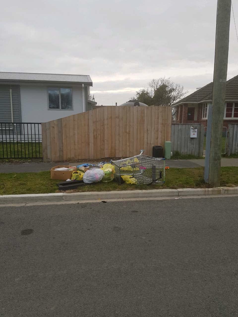 The photograph attached to this rubbish/recycling report