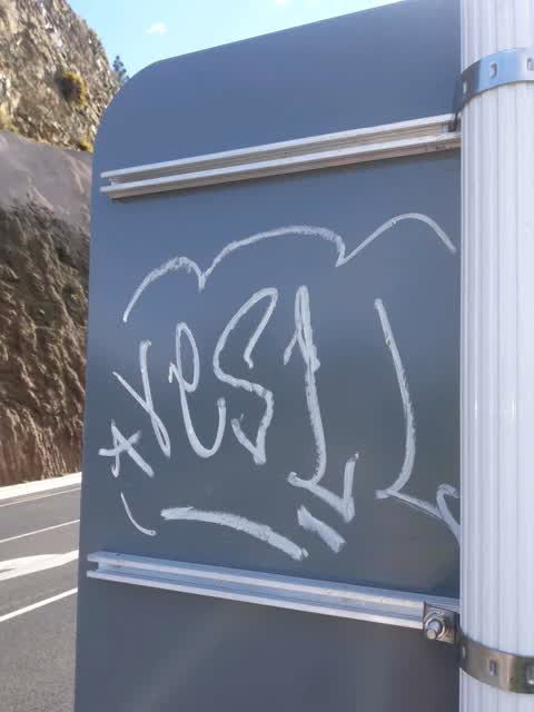 Graffiti, a report photo