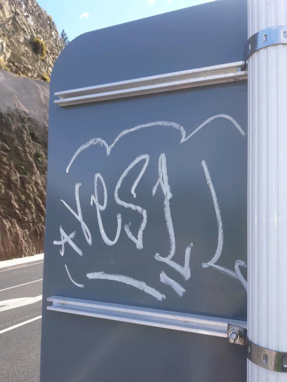 The photograph attached to this graffiti report