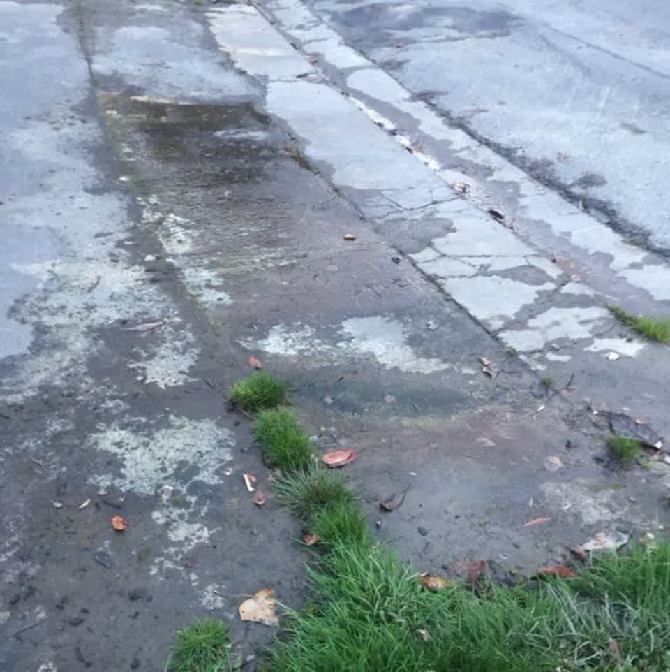 The photograph attached to this water supply report