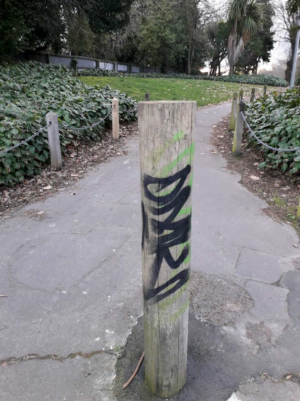 The photograph attached to this graffiti report