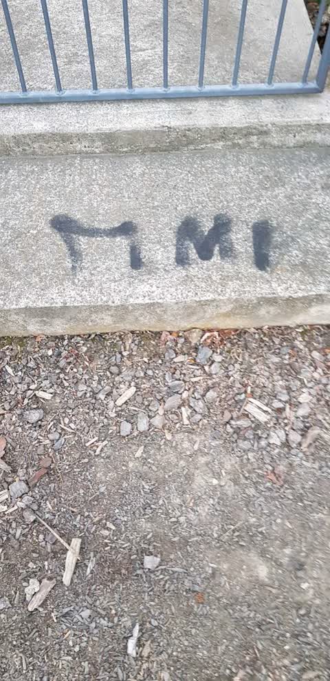 Graffiti — a report photo