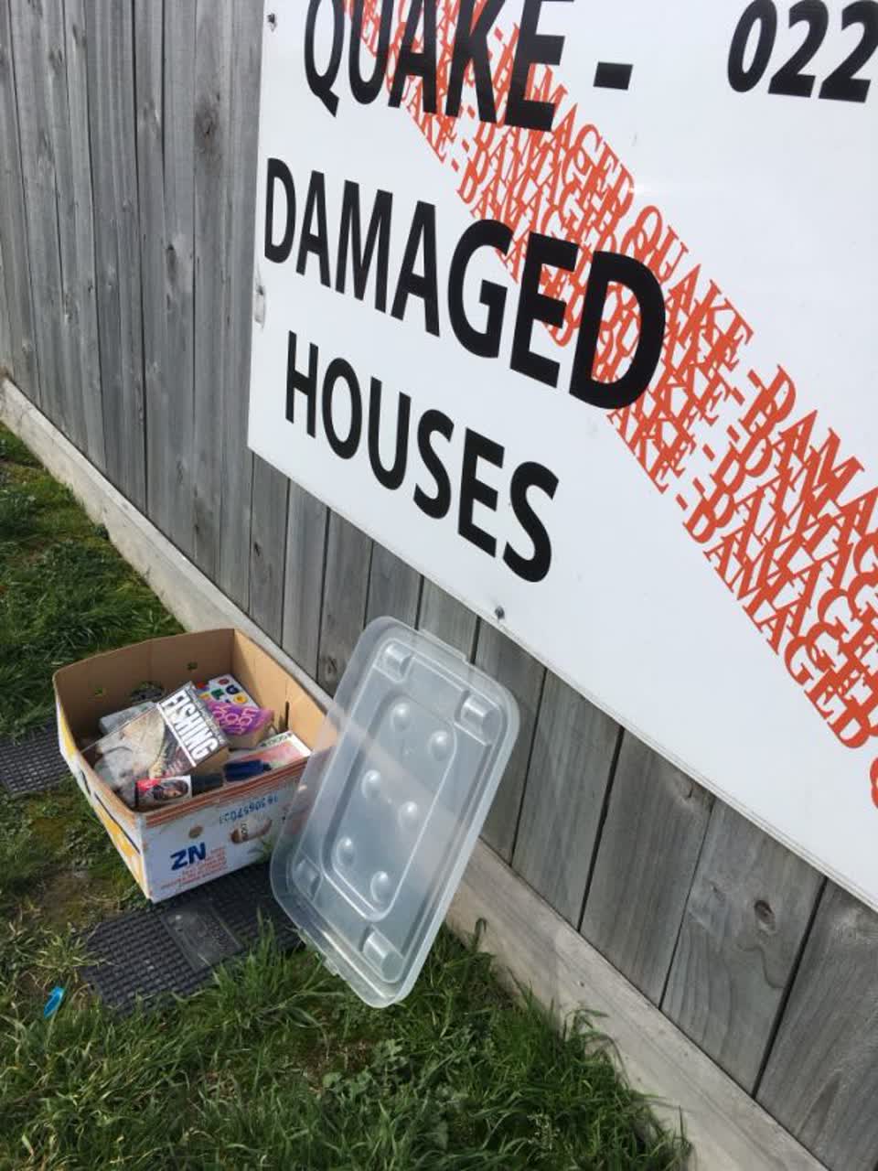 The photograph attached to this rubbish/recycling report