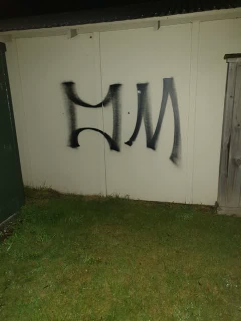 Graffiti, a report photo
