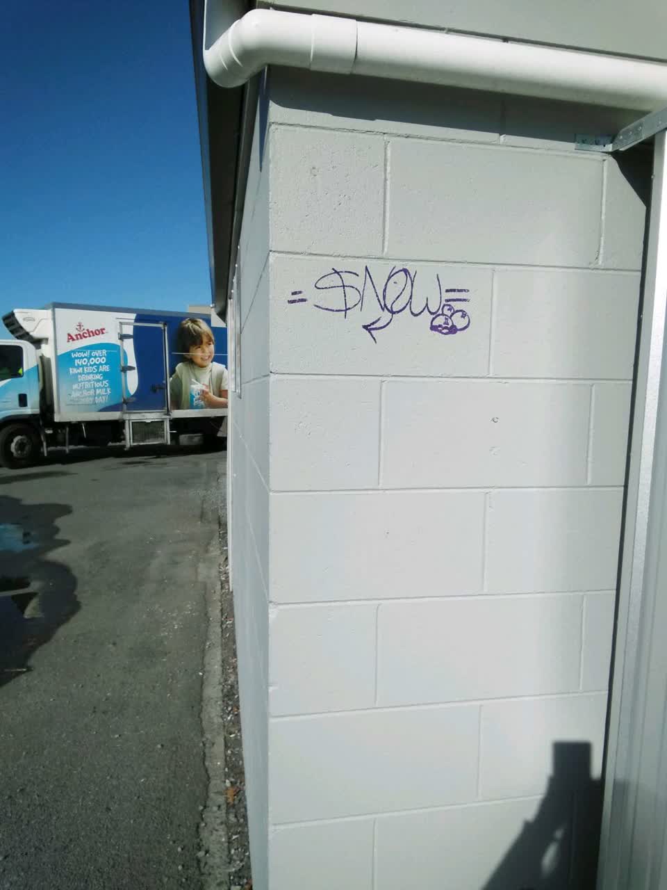 The photograph attached to this graffiti report