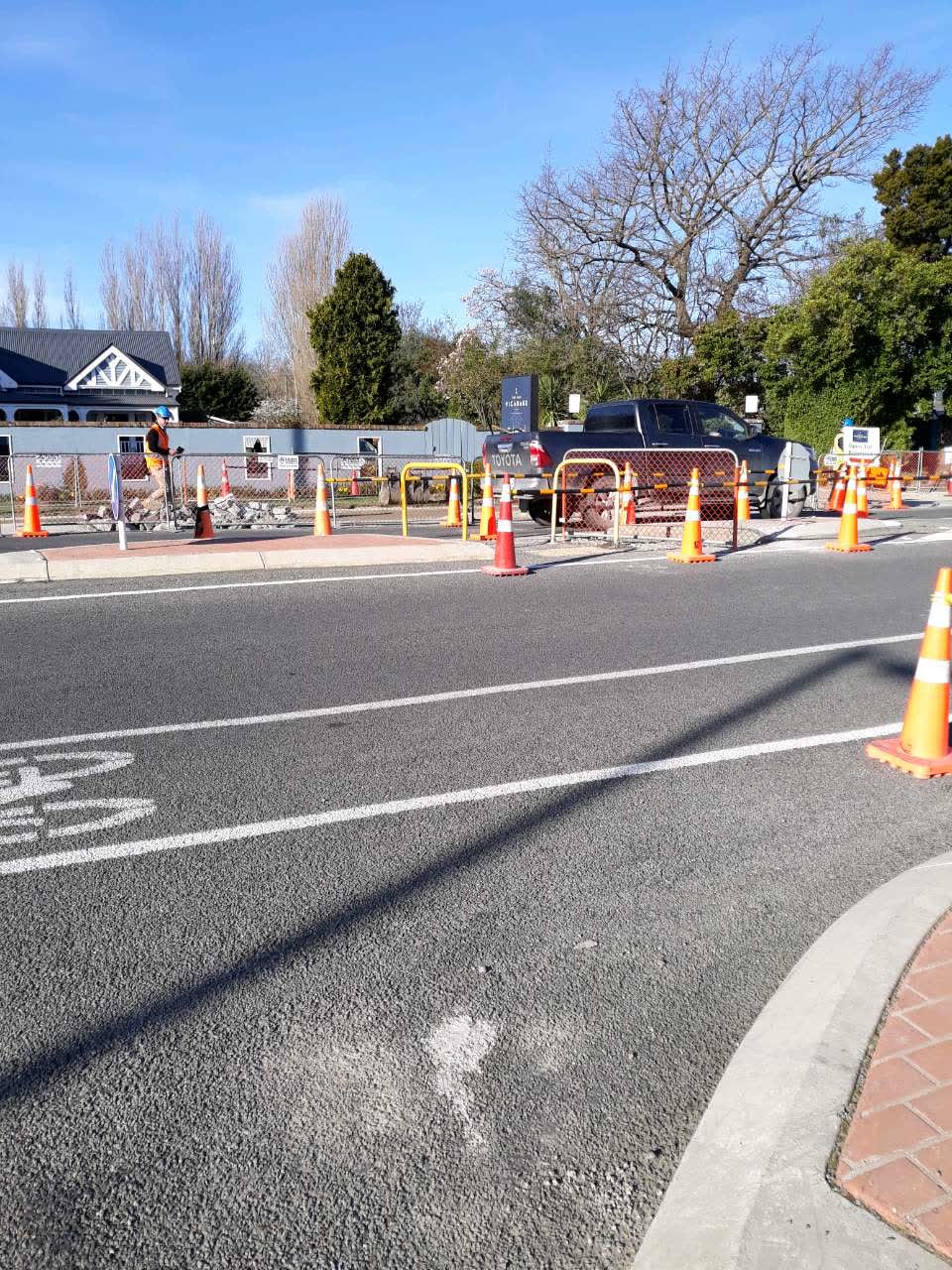 The photograph attached to this roading/streets report
