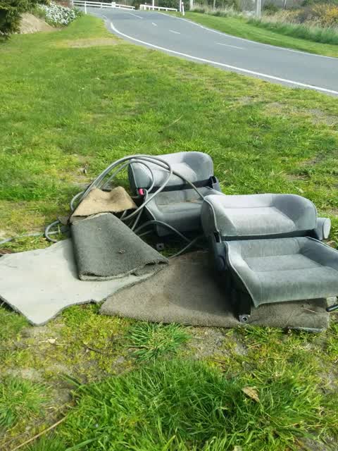 Rubbish/Recycling, a report photo