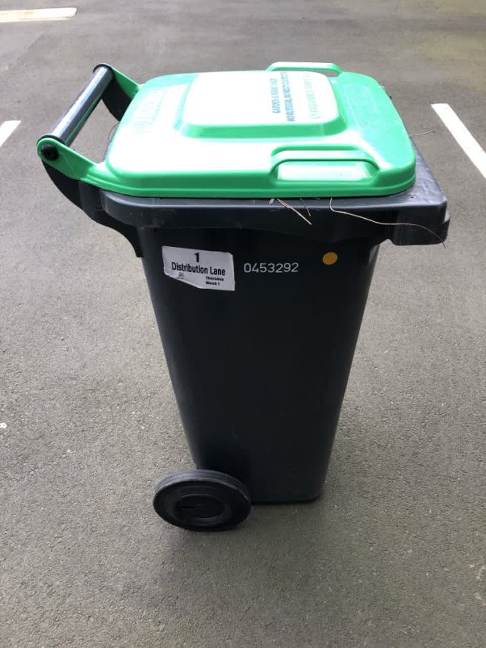 The photograph attached to this rubbish/recycling report