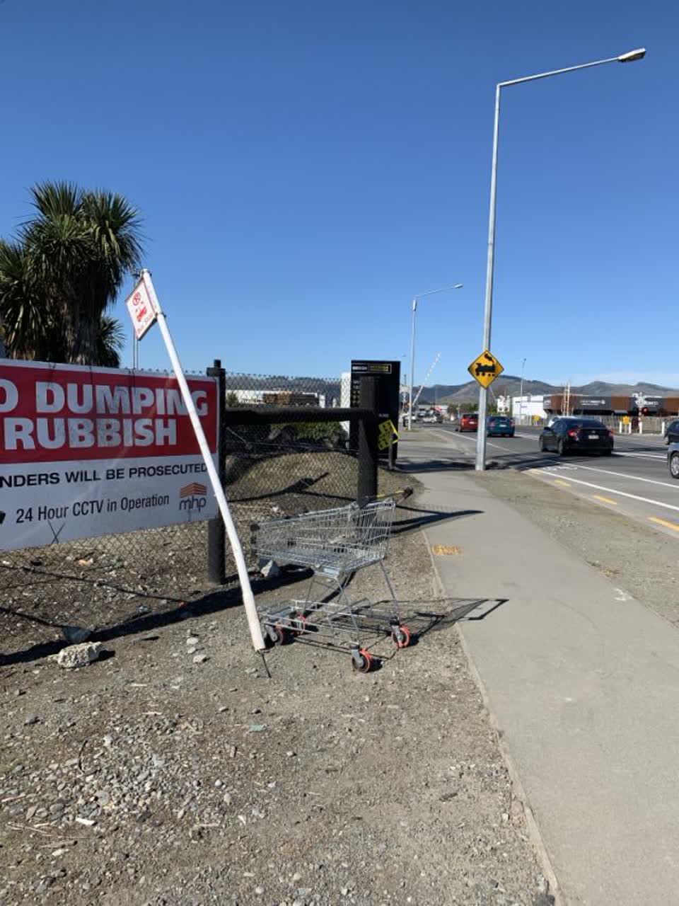 The photograph attached to this roading/streets report