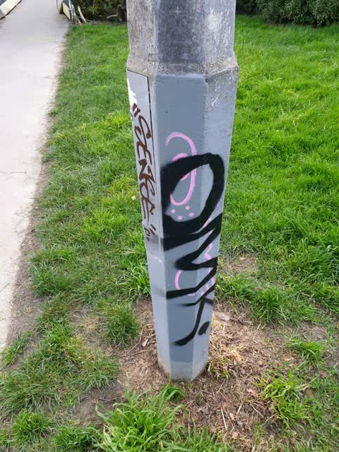 Graffiti, a report photo