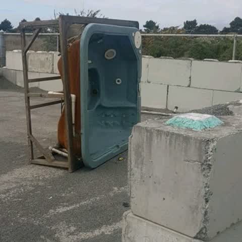 Rubbish/Recycling, a report photo