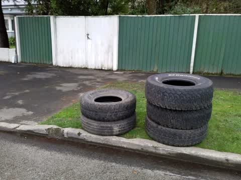 Rubbish/Recycling — a report photo