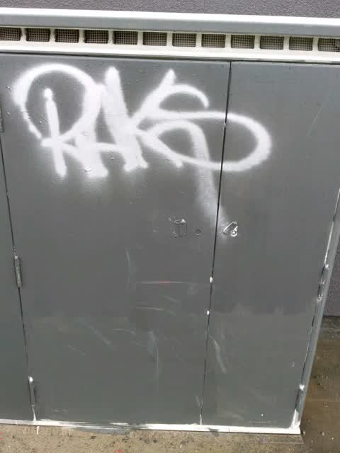 Graffiti, a report photo