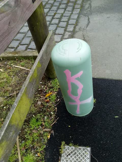 Graffiti, a report photo
